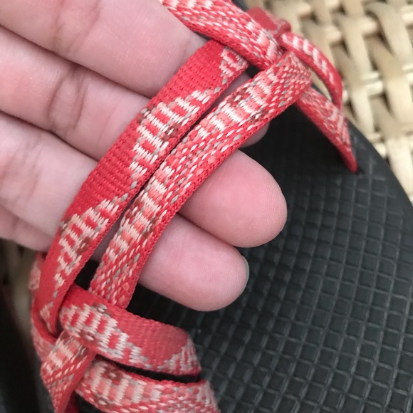 Chaco Bright Red And Brown Tribal Summer Sandals 7 - Picture 6 of 7
